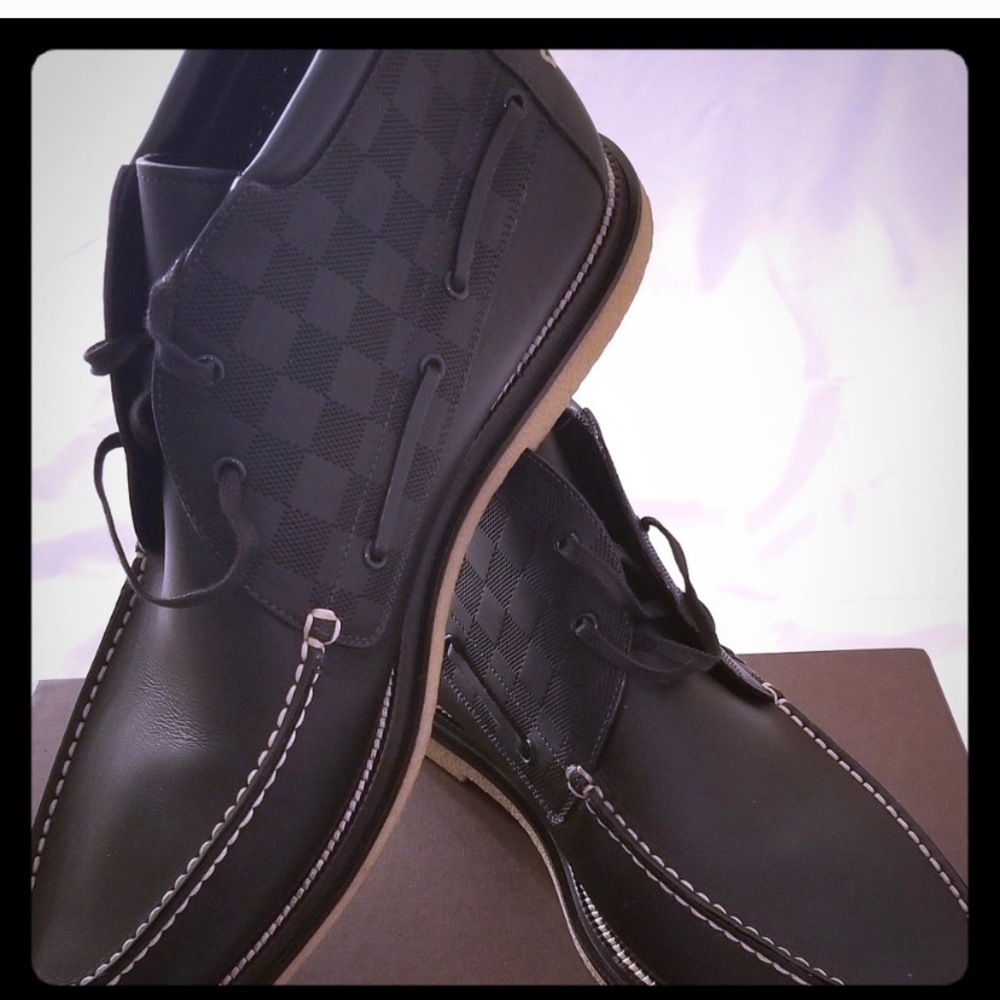 🔥Louis Vuttion Boots! 🔥